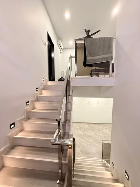 Rumah Teres 2 Tingkat untuk Dijual di Taman Molek (Johor Bahru) - Jordan Kau - Interior - PropertyGuru.com.my