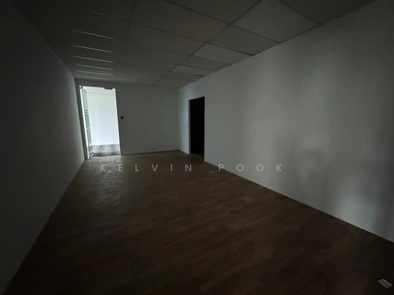 Factory for Sale in Puchong (Selangor) - Kelvin Pook - Interior - PropertyGuru.com.my