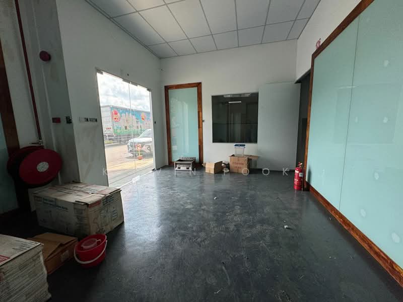 Factory for Sale in Puchong (Selangor) - Kelvin Pook - Interior - PropertyGuru.com.my