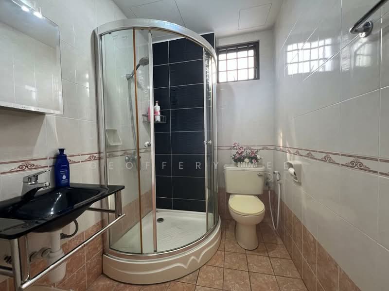 Condominium for Sale at Cheng Heights - Geoffery Wee - Bathroom - PropertyGuru.com.my