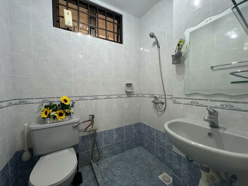 Condominium for Sale at Cheng Heights - Geoffery Wee - Bathroom - PropertyGuru.com.my