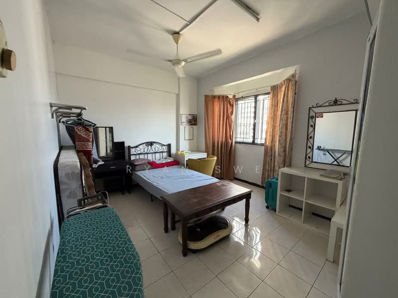 Pangsapuri untuk Dijual di Prima Tiara 1 - Ryan Swe - Bedroom - PropertyGuru.com.my