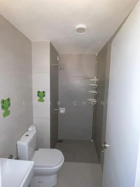 Servis Apartment untuk Disewa di Gravit8, Klang - Ethan Chong - Bathroom - PropertyGuru.com.my