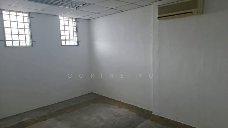 Shop for Rent in Taman Ungku Tun Aminah (Skudai) - Corine YG - Interior - PropertyGuru.com.my