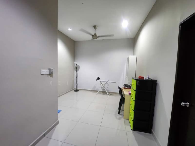 Rumah Teres 2 Tingkat untuk Dijual di Bandar Sri Sendayan (Negeri Sembilan) - Kelvin Pook - Interior - PropertyGuru.com.my