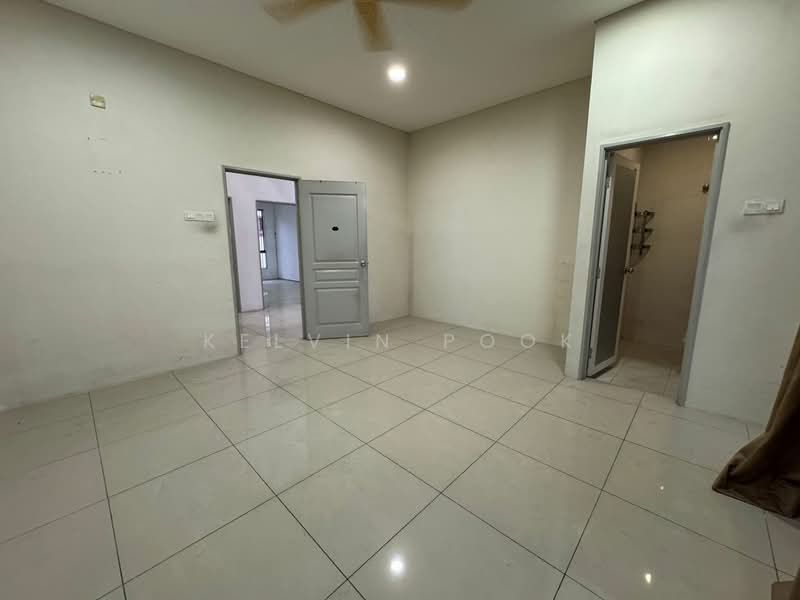 Terraced House for Sale in Nilai (Negeri Sembilan) - Kelvin Pook - Interior - PropertyGuru.com.my