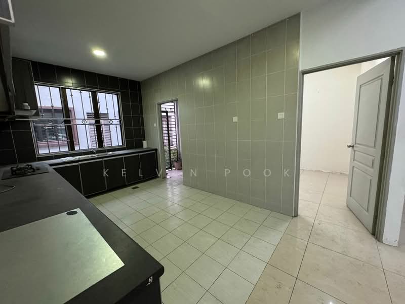 Terraced House for Sale in Nilai (Negeri Sembilan) - Kelvin Pook - Kitchen - PropertyGuru.com.my
