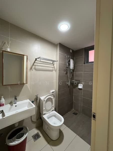 Service Residence for Sale at Gravit8, Klang - Ethan Chong - Bathroom - PropertyGuru.com.my