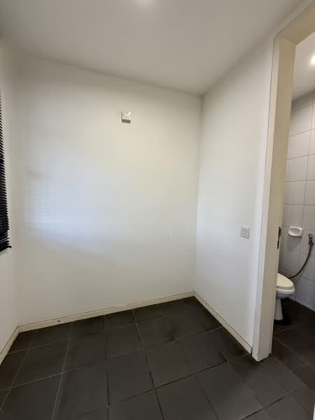 Rumah Teres untuk Dijual di Tamansari (Rawang) - LEON WONG - Bathroom - PropertyGuru.com.my