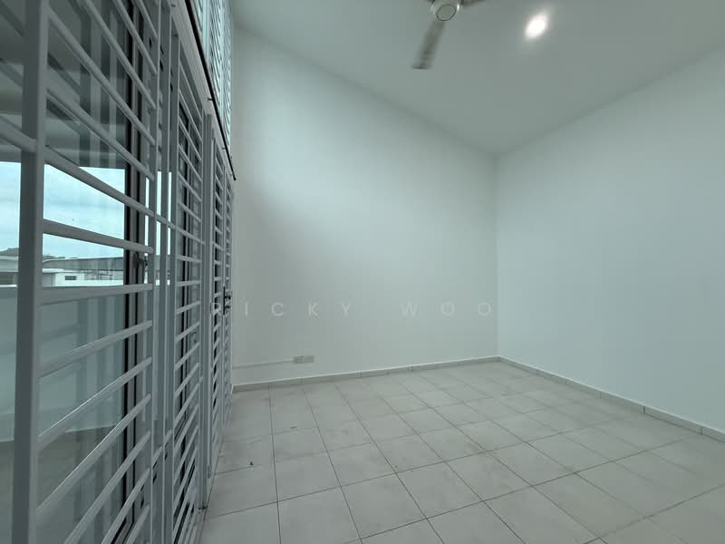 Rumah Teres 2 Tingkat untuk Dijual di Bandar Seri Alam (Masai) - Ricky Woo - Interior - PropertyGuru.com.my