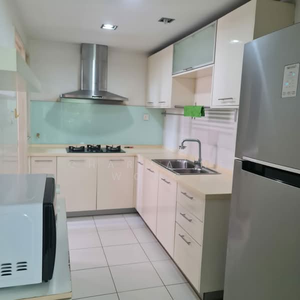 Kondominium untuk Disewa di The Saffron - Charmaine Wong - Kitchen - PropertyGuru.com.my