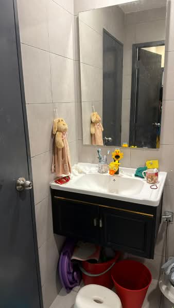 Condominium for Rent at The Holmes 2 - Yong Kelvin - Bathroom - PropertyGuru.com.my
