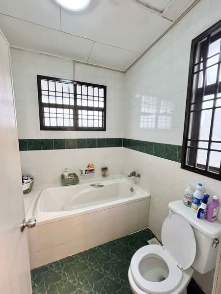 Bungalow for Sale in Taman Bukit Rinting (Masai) - Corine YG - Bathroom - PropertyGuru.com.my
