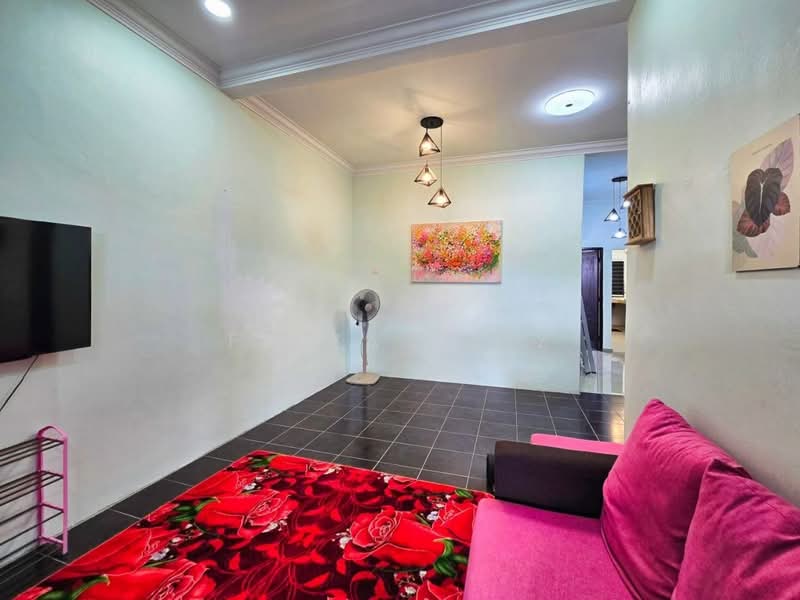 1-storey Terraced House for Sale in Bandar Utama Batang Kali (Batang Kali) - Faiza Aziz - Living Room - PropertyGuru.com.my