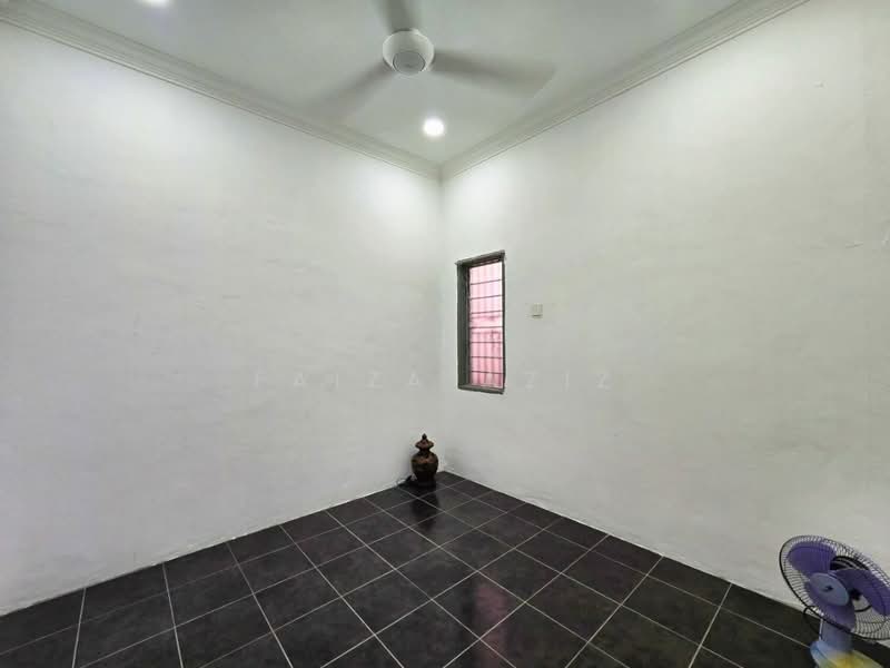 1-storey Terraced House for Sale in Bandar Utama Batang Kali (Batang Kali) - Faiza Aziz - Interior - PropertyGuru.com.my