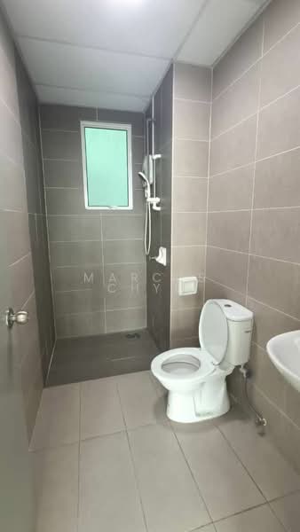 Kondominium untuk Disewa di D'suria Condominium - Marcus Chye - Bathroom - PropertyGuru.com.my