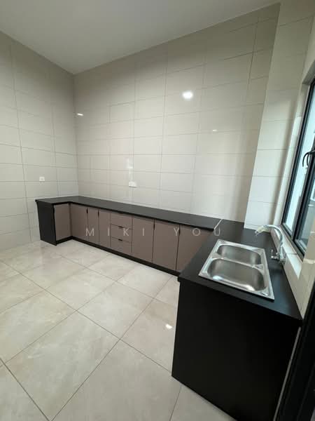 2-storey Terraced House for Rent in Telok Panglima Garang (Selangor) - Miki You - Kitchen - PropertyGuru.com.my