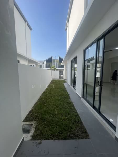 2-storey Terraced House for Rent in Telok Panglima Garang (Selangor) - Miki You - Exterior - PropertyGuru.com.my