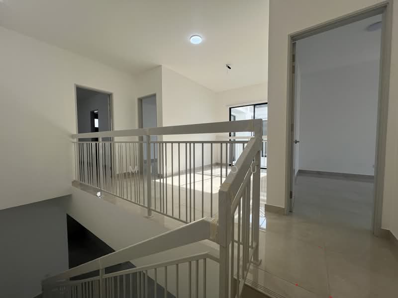2-storey Terraced House for Rent in Telok Panglima Garang (Selangor) - Miki You - Corridor - PropertyGuru.com.my