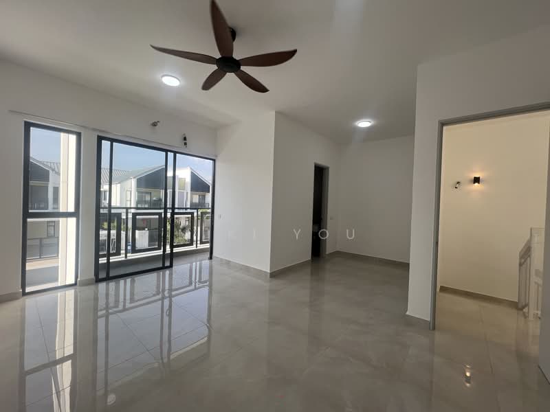 2-storey Terraced House for Rent in Telok Panglima Garang (Selangor) - Miki You - Living Room - PropertyGuru.com.my