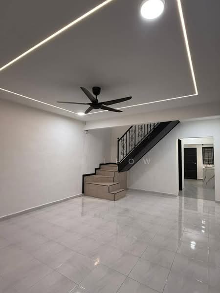 2-storey Terraced House for Sale in Taman Nora (Ulu Tiram) - Ck Leow - Living Room - PropertyGuru.com.my