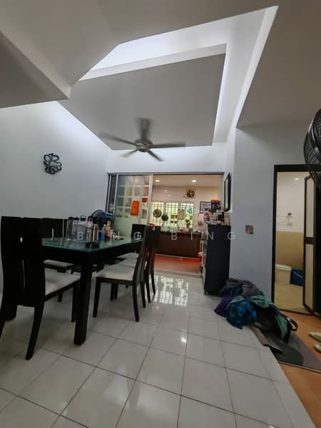 2-storey Terraced House for Sale in Setia Impian (Setia Alam) - Bing Bing - Dining Room - PropertyGuru.com.my