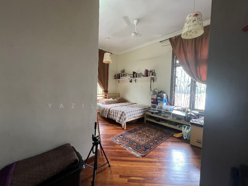 Bungalow for Sale in Seksyen 27 (Shah Alam) - Yazila Sulaimi - Bedroom - PropertyGuru.com.my