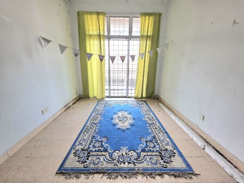 Semi-Detached House for Sale in Banting (Selangor) - Yazila Sulaimi - Interior - PropertyGuru.com.my