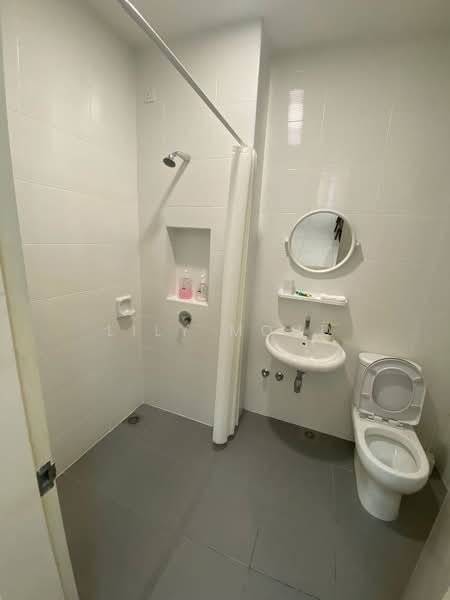 Rumah Teres untuk Dijual di Johor Bahru (Johor) - Lily Mohd - Bathroom - PropertyGuru.com.my