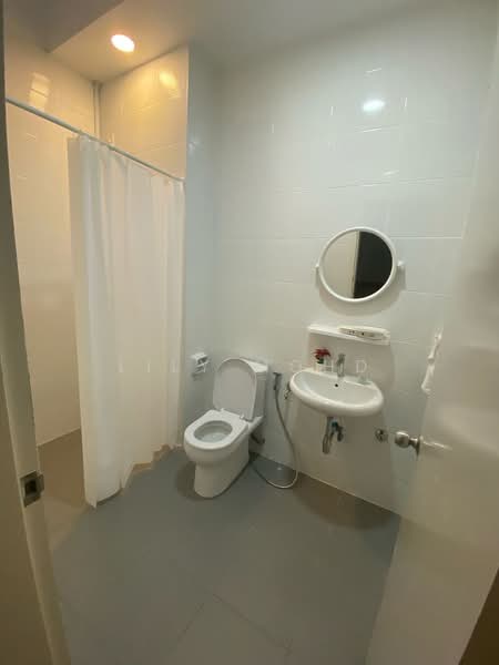 Rumah Teres untuk Dijual di Johor Bahru (Johor) - Lily Mohd - Bathroom - PropertyGuru.com.my