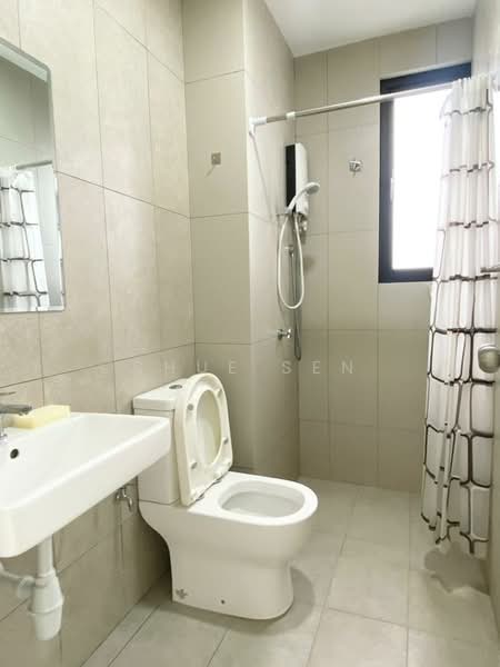 Service Residence for Rent at Kenwingston Skylofts - Shue Sen - Bathroom - PropertyGuru.com.my