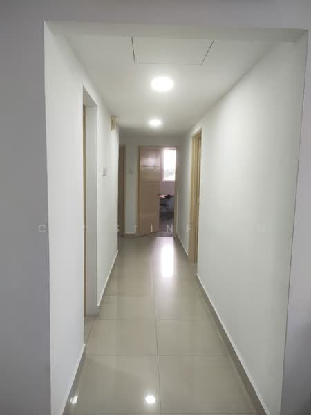 Kondominium untuk Disewa di Vista Kiara - Christine Tan - Corridor - PropertyGuru.com.my