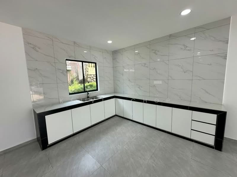 Rumah Berkembar untuk Dijual di Taman Pelangi (Johor Bahru) - Kelvin Chop - Kitchen - PropertyGuru.com.my