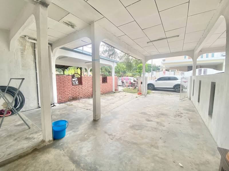 Rumah Teres 2 Tingkat untuk Dijual di Taman Sri Andalas (Klang) - Abdul Qadir - Exterior - PropertyGuru.com.my