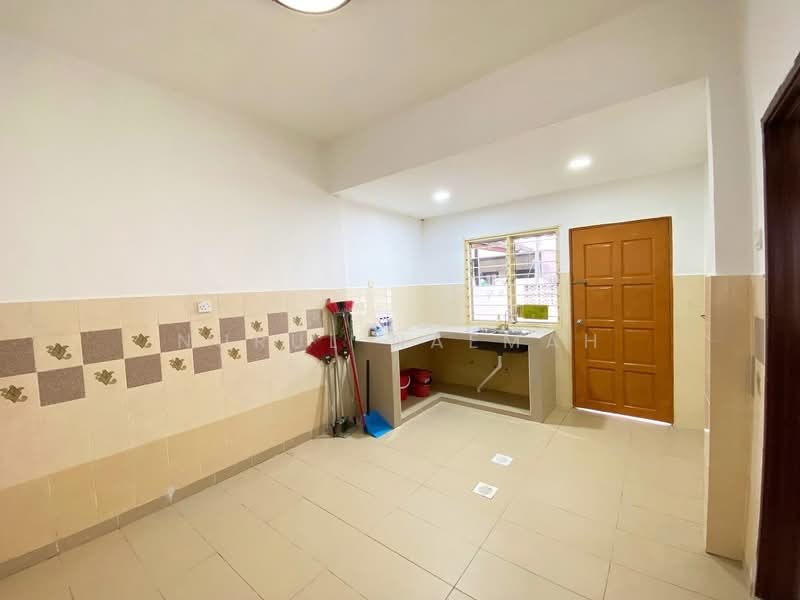 2-storey Terraced House for Sale in Bandar Baru Bangi (Selangor) - Nurul Naemah - PropertyGuru.com.my
