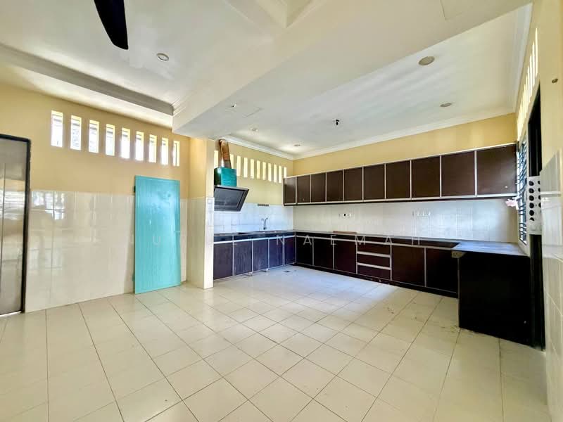 Semi-Detached House for Sale in Sepang (Selangor) - Nurul Naemah - PropertyGuru.com.my