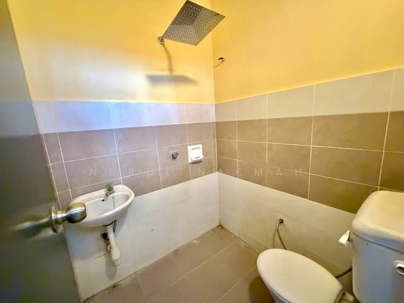 Semi-Detached House for Sale in Sepang (Selangor) - Nurul Naemah - PropertyGuru.com.my