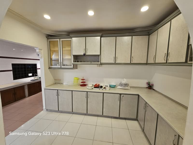Rumah Banglo untuk Disewa di Tengkera (Melaka City) - Vito Lee - Kitchen - PropertyGuru.com.my