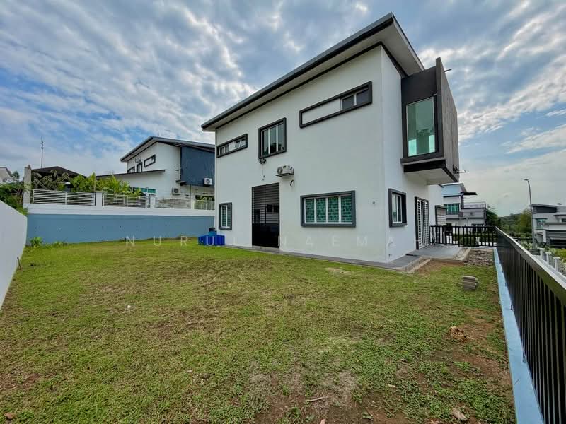 Rumah Banglo untuk Dijual di Kajang (Selangor) - Nurul Naemah - PropertyGuru.com.my