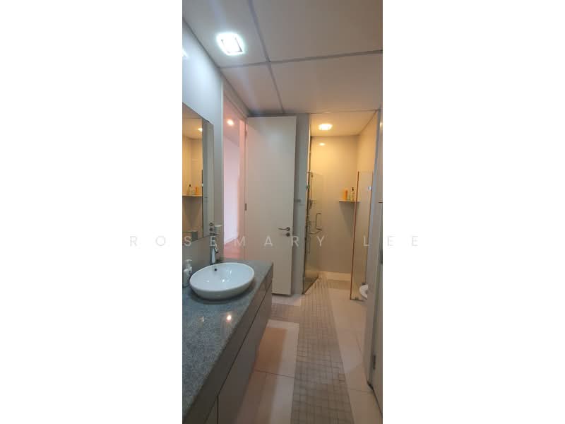 Kondominium untuk Dijual di Kiaramas Ayuria - Rosemary Lee - Bathroom - PropertyGuru.com.my