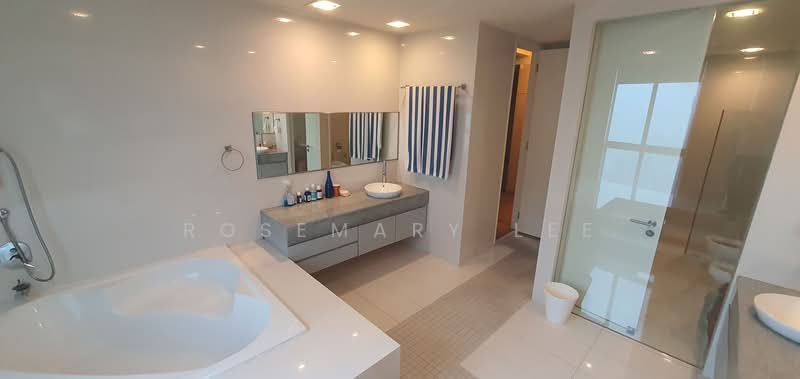 Kondominium untuk Dijual di Kiaramas Ayuria - Rosemary Lee - Bathroom - PropertyGuru.com.my