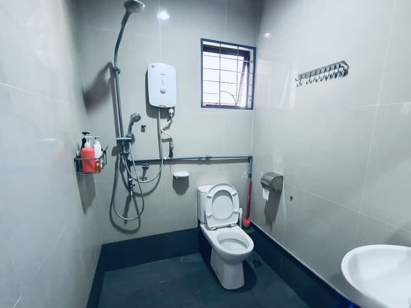 Rumah Teres 2.5 Tingkat untuk Dijual di Sungai Ara (Penang) - Kent Lai - Bathroom - PropertyGuru.com.my
