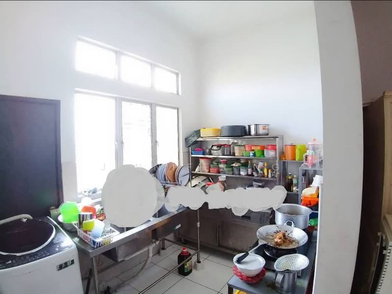Rumah Berkembar untuk Dijual di Taman Kota Masai (Pasir Gudang) - Jennifer Ng - Kitchen - PropertyGuru.com.my