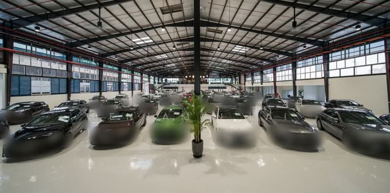 Commercial Bungalow for Rent in Puchong (Selangor) - Benjamin Lai - Car Park - PropertyGuru.com.my