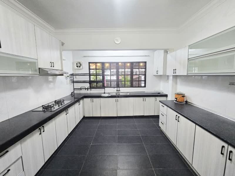 Rumah Teres 2 Tingkat untuk Dijual di Ampang Jaya (Ampang) - Azmi . - Kitchen - PropertyGuru.com.my