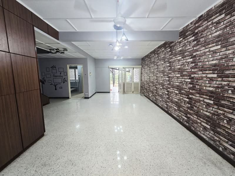Rumah Teres 2 Tingkat untuk Dijual di Ampang Jaya (Ampang) - Azmi . - Living Room - PropertyGuru.com.my