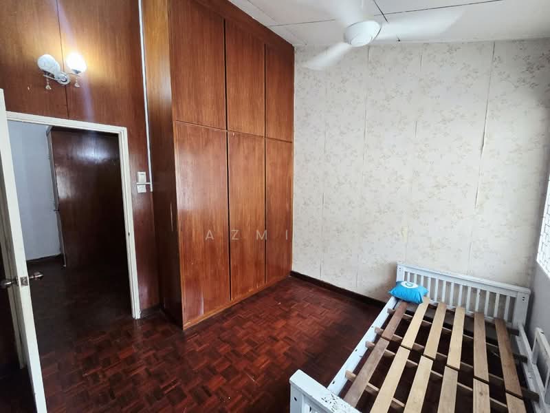 Rumah Teres 2 Tingkat untuk Dijual di Ampang Jaya (Ampang) - Azmi . - Bedroom - PropertyGuru.com.my