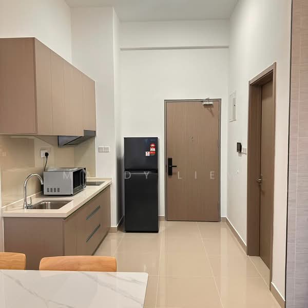 Servis Apartment untuk Disewa di Baron Residence @ Lake City - Mandy Liew - Kitchen - PropertyGuru.com.my
