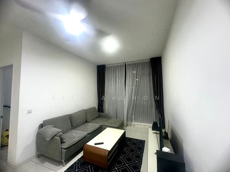 Servis Apartment untuk Disewa di Setia Sky 88 - Elissa Chong - Living Room - PropertyGuru.com.my
