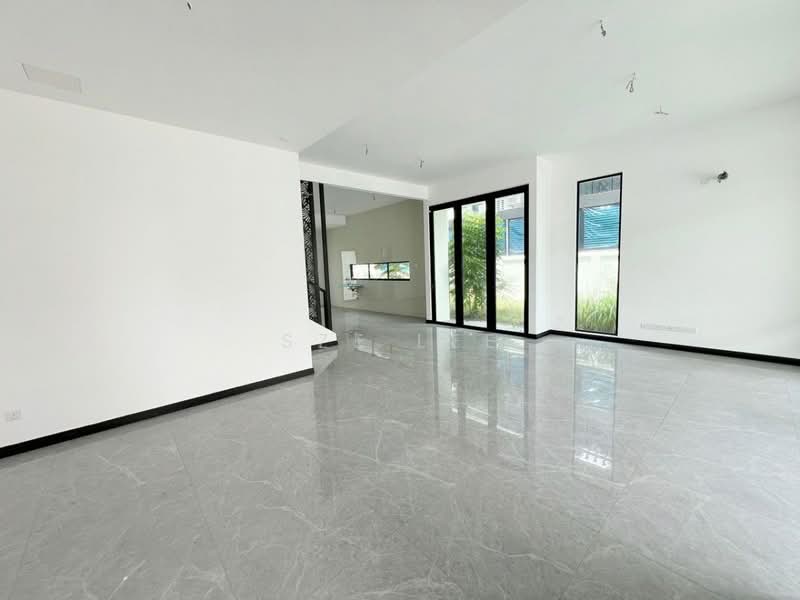 Rumah Berkembar untuk Dijual di Setia Tropika (Johor Bahru) - Sze Lee - Living Room - PropertyGuru.com.my